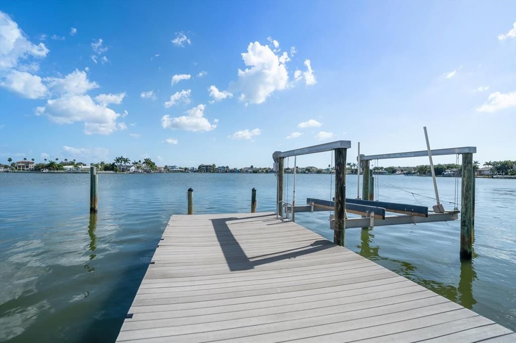 На продажу: $750,000 (3 спален, 2 ванн, 2037 Квадратных фут)