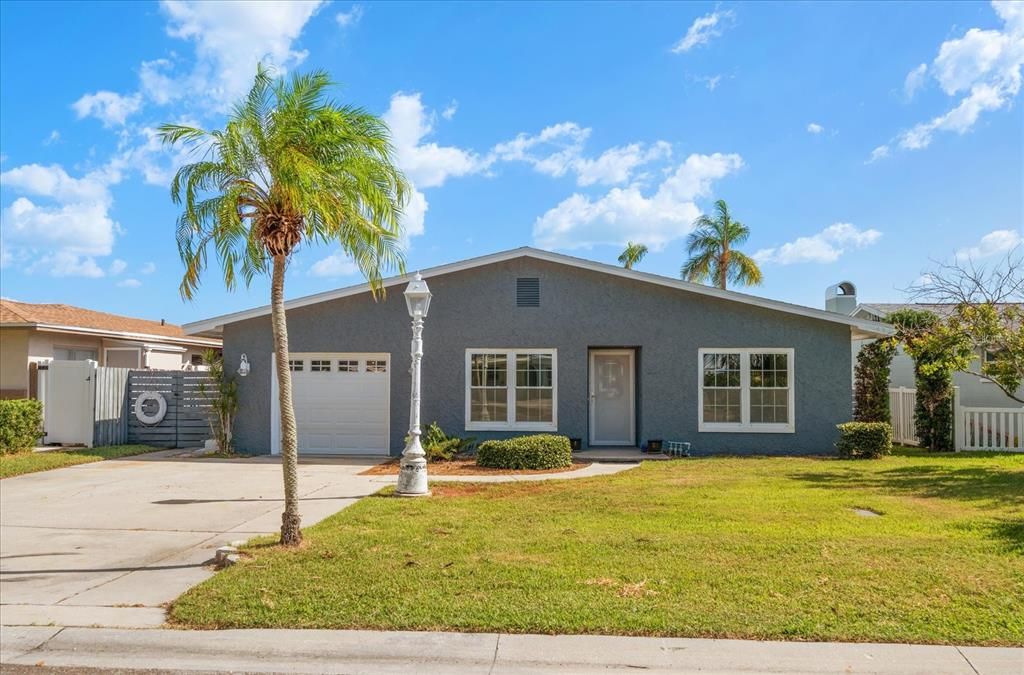 На продажу: $750,000 (3 спален, 2 ванн, 2037 Квадратных фут)