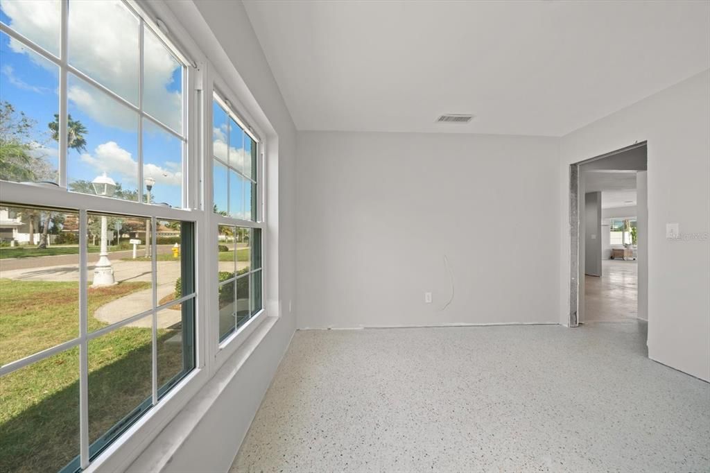 На продажу: $750,000 (3 спален, 2 ванн, 2037 Квадратных фут)