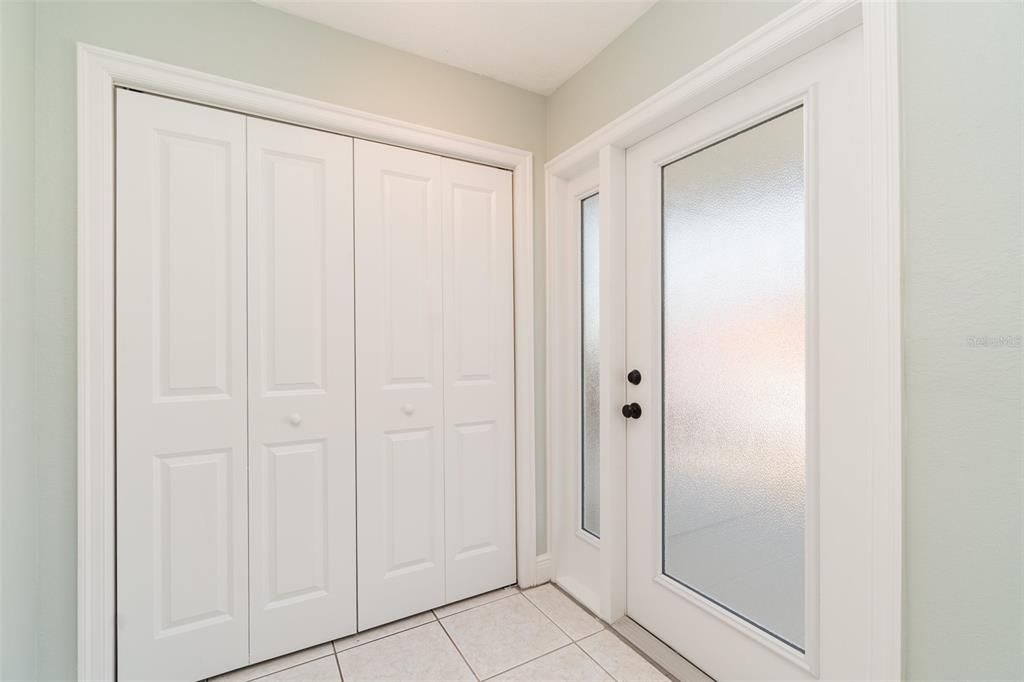 Active With Contract: $329,000 (2 beds, 2 baths, 1512 Square Feet)