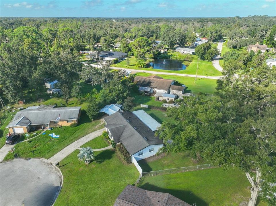 На продажу: $385,000 (4 спален, 2 ванн, 1692 Квадратных фут)