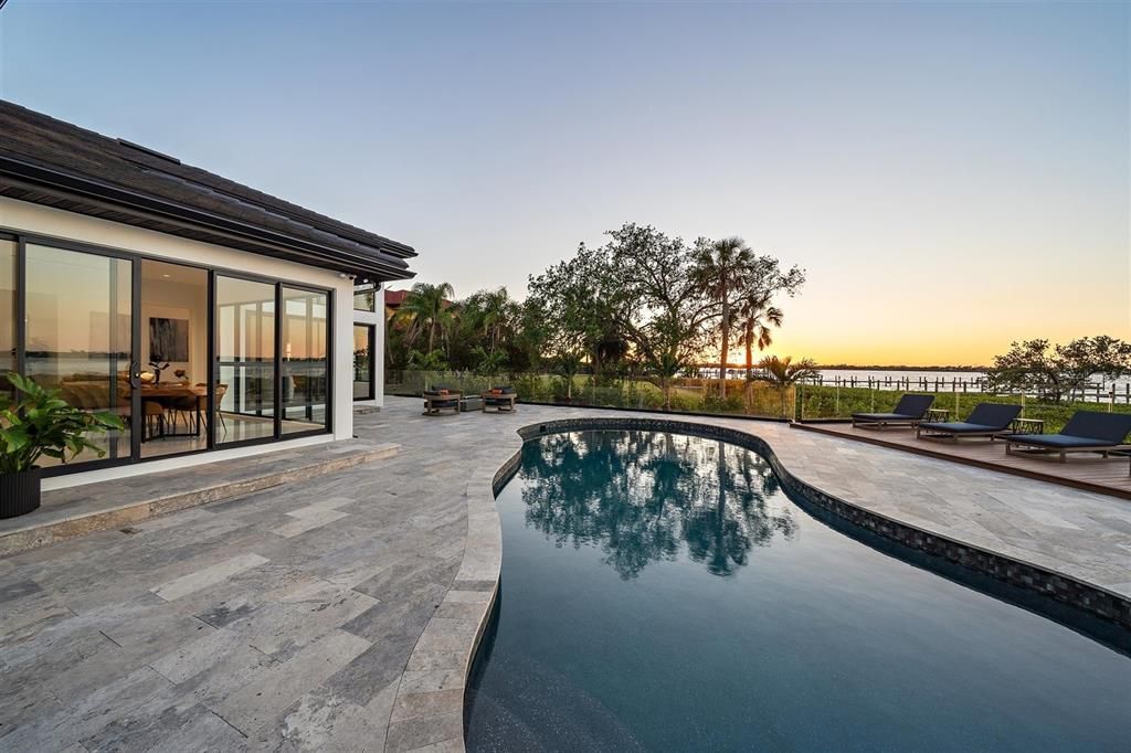 En Venta: $4,999,999 (5 camas, 5 baños, 4823 Pies cuadrados)