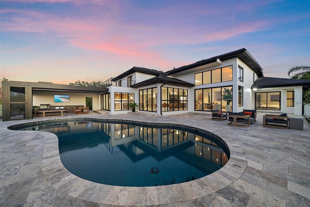 En Venta: $4,999,999 (5 camas, 5 baños, 4823 Pies cuadrados)