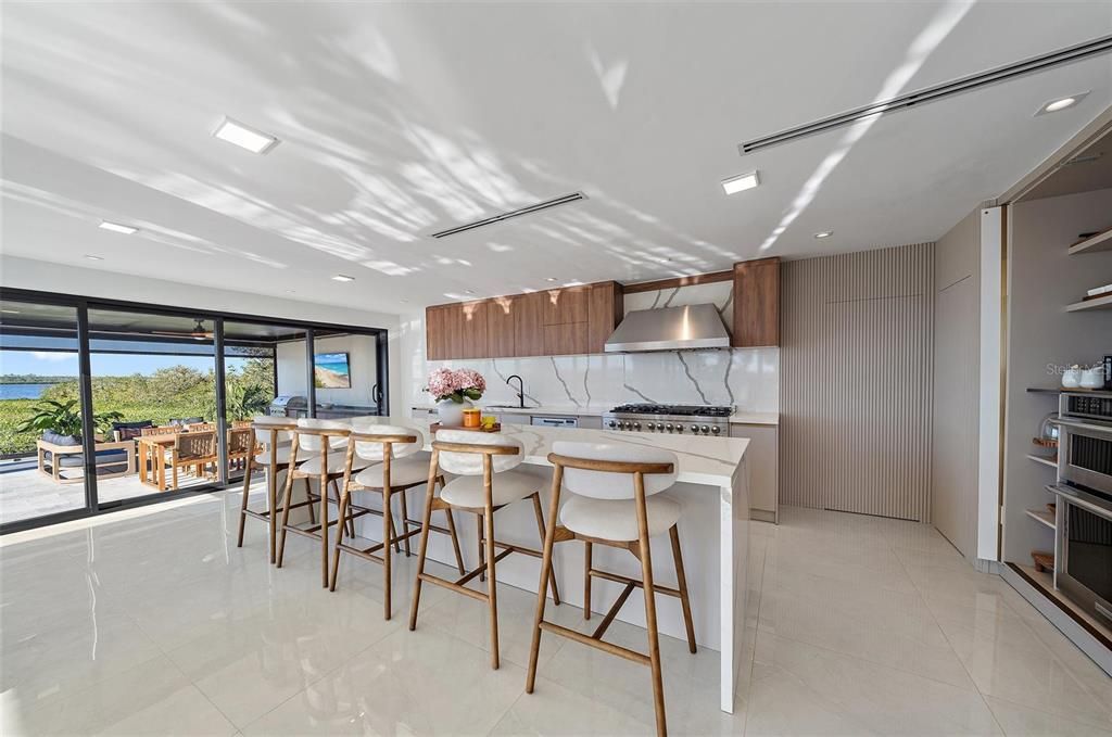 En Venta: $4,999,999 (5 camas, 5 baños, 4823 Pies cuadrados)