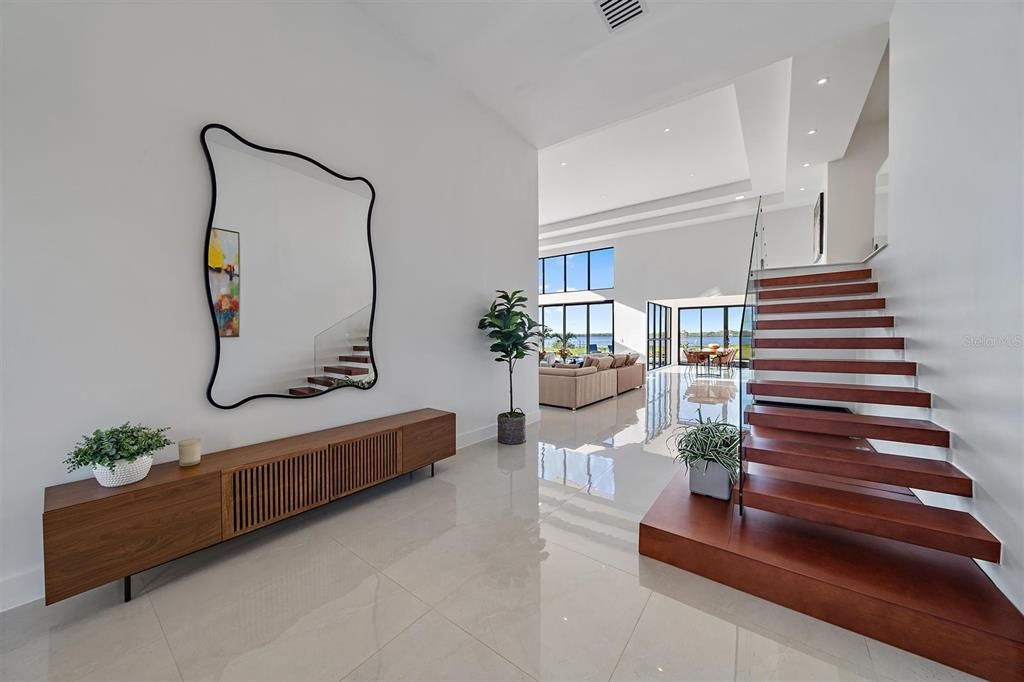 En Venta: $4,999,999 (5 camas, 5 baños, 4823 Pies cuadrados)