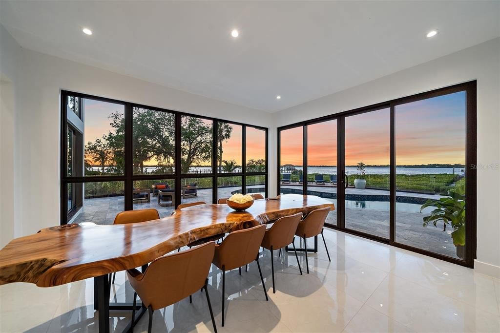 En Venta: $4,999,999 (5 camas, 5 baños, 4823 Pies cuadrados)