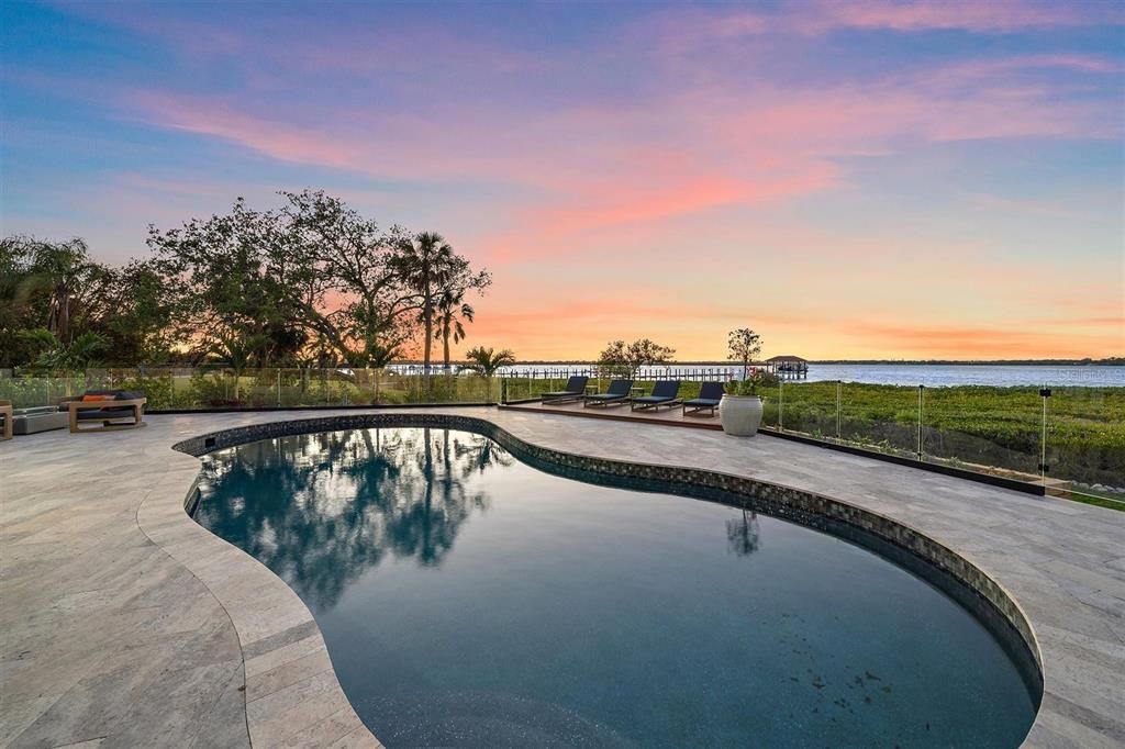 En Venta: $4,999,999 (5 camas, 5 baños, 4823 Pies cuadrados)