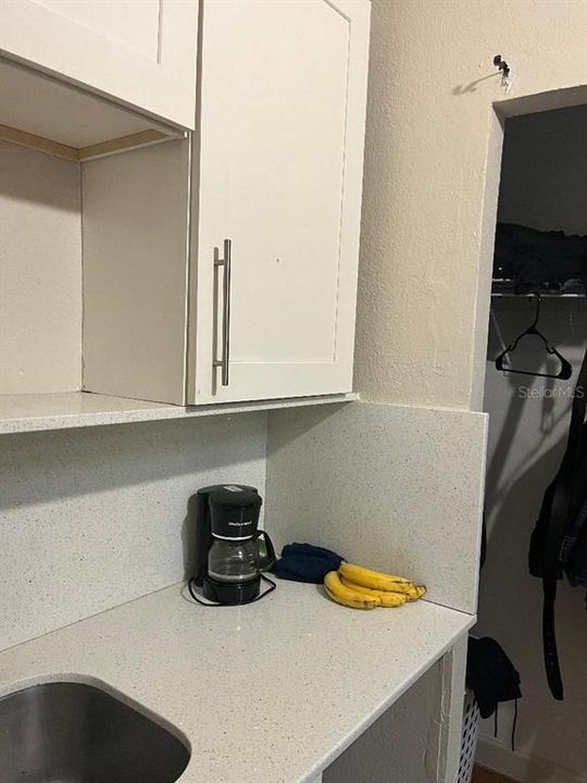 待售: $77,500 (1 贝兹, 1 浴室, 312 平方英尺)