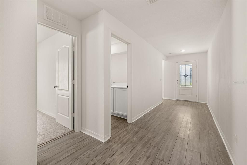 For Sale: $333,000 (5 beds, 3 baths, 2005 Square Feet)