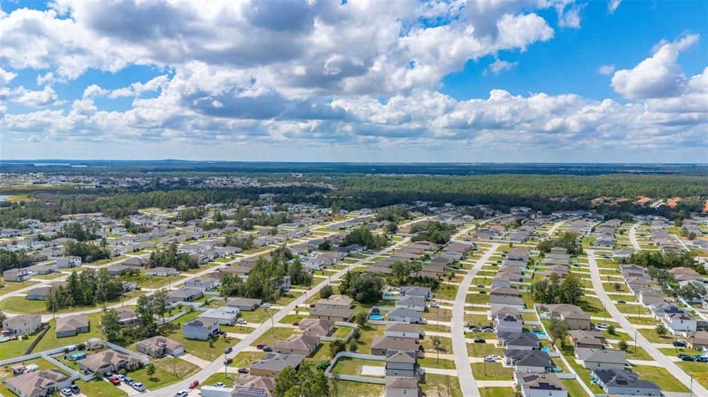 For Sale: $333,000 (5 beds, 3 baths, 2005 Square Feet)