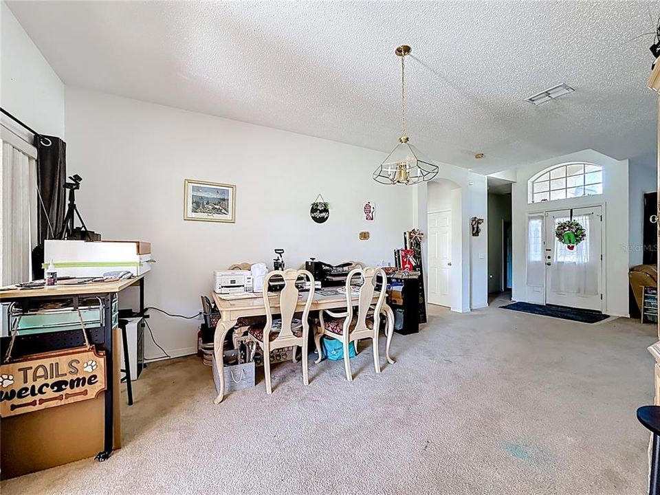 For Sale: $324,900 (4 beds, 3 baths, 2398 Square Feet)