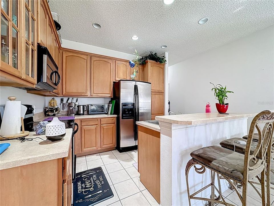 For Sale: $324,900 (4 beds, 3 baths, 2398 Square Feet)