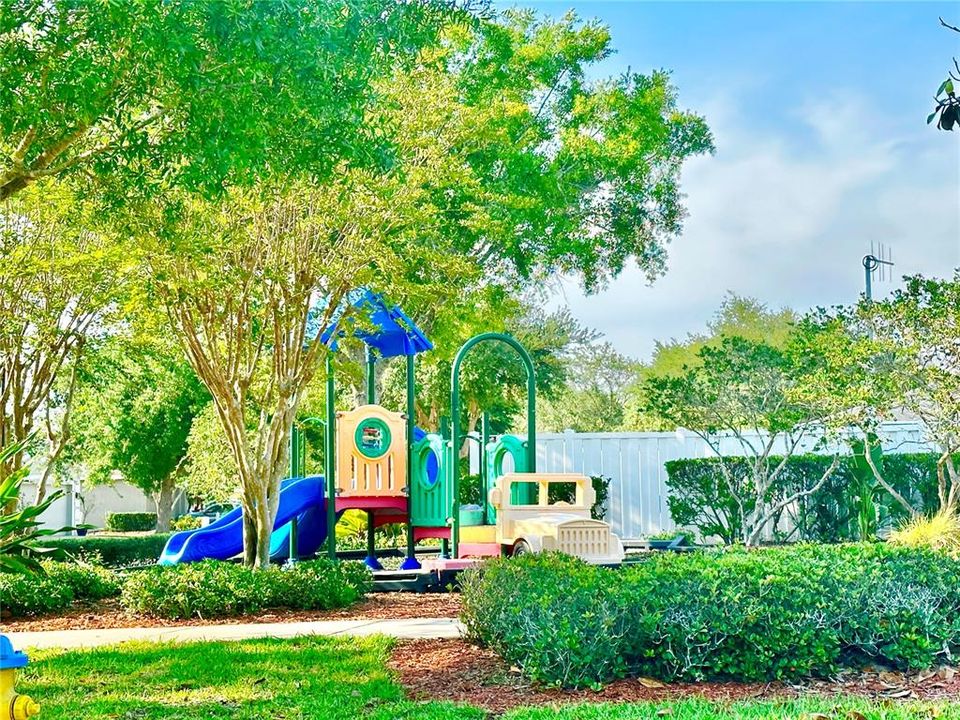 Под контрактом: $1,850 (2 спален, 1 ванн, 1252 Квадратных фут)