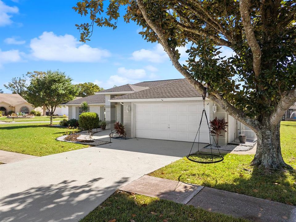 For Sale: $469,000 (4 beds, 2 baths, 2135 Square Feet)