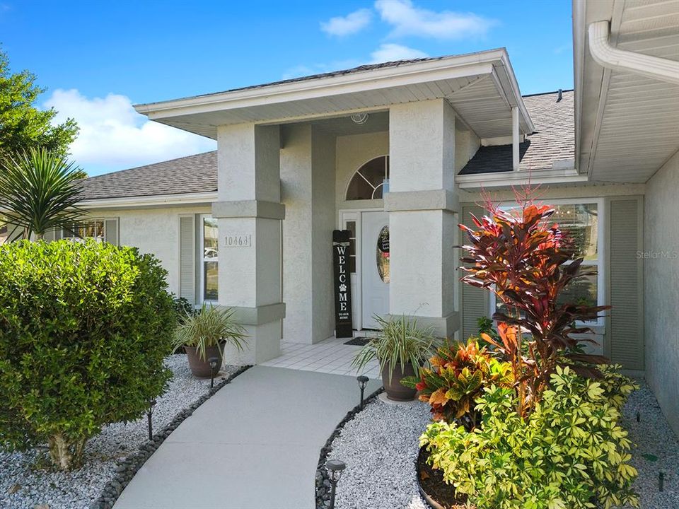 For Sale: $469,000 (4 beds, 2 baths, 2135 Square Feet)