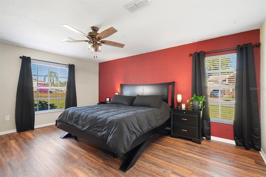 For Sale: $469,000 (4 beds, 2 baths, 2135 Square Feet)