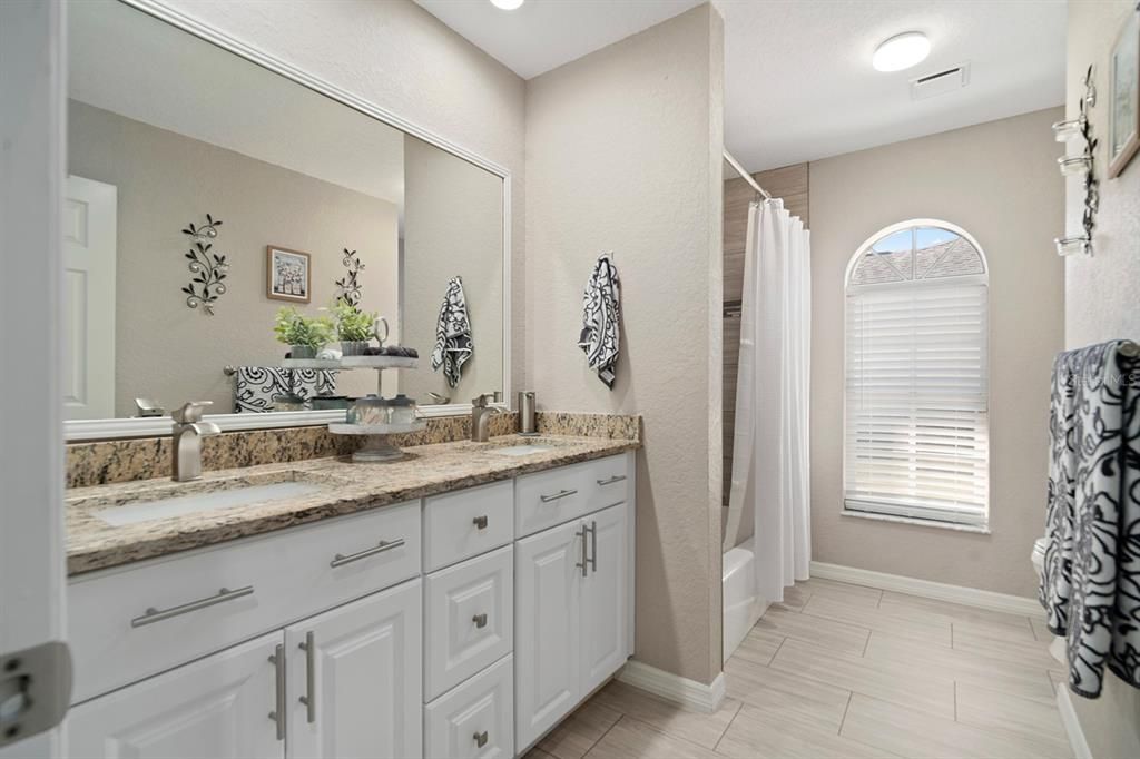 For Sale: $469,000 (4 beds, 2 baths, 2135 Square Feet)