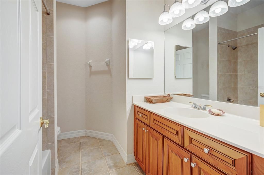 For Sale: $399,000 (3 beds, 2 baths, 2343 Square Feet)