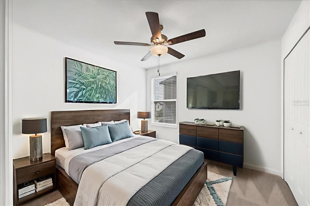 En Venta: $425,000 (5 camas, 2 baños, 2217 Pies cuadrados)