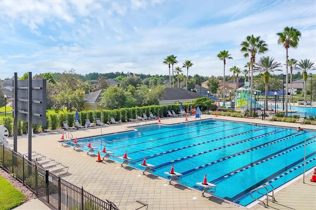 En Venta: $425,000 (5 camas, 2 baños, 2217 Pies cuadrados)