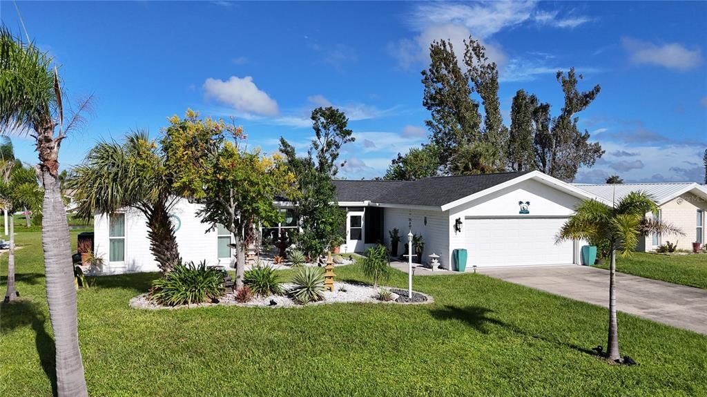 待售: $299,900 (2 贝兹, 2 浴室, 2008 平方英尺)