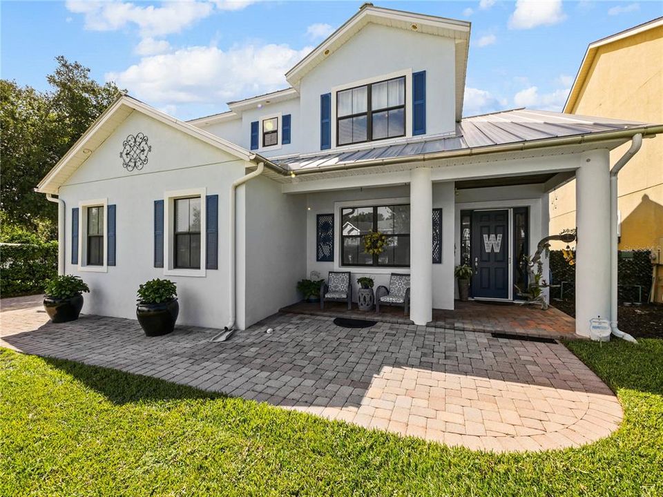 For Sale: $899,000 (4 beds, 2 baths, 2423 Square Feet)