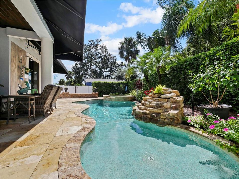 For Sale: $899,000 (4 beds, 2 baths, 2423 Square Feet)