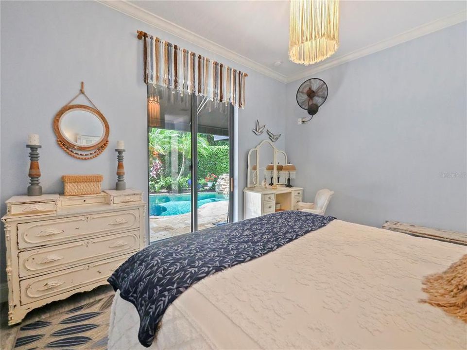 For Sale: $899,000 (4 beds, 2 baths, 2423 Square Feet)