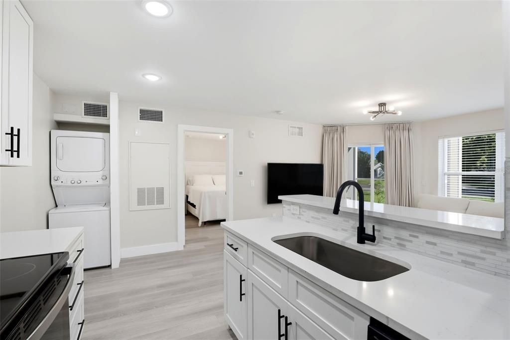 En Venta: $179,900 (1 camas, 1 baños, 648 Pies cuadrados)