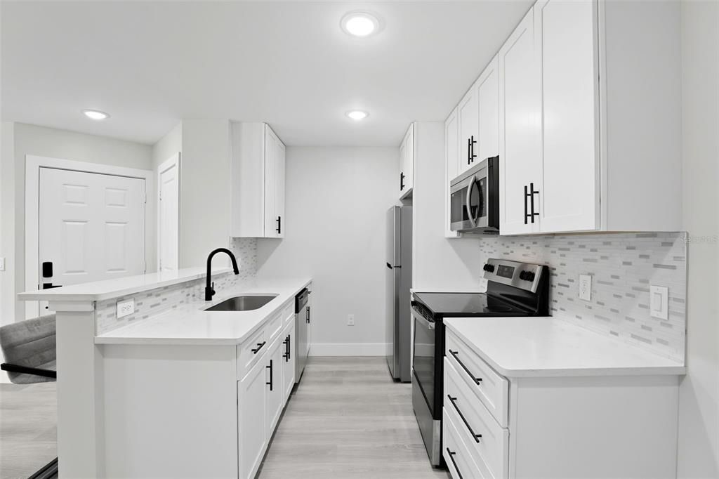 En Venta: $179,900 (1 camas, 1 baños, 648 Pies cuadrados)