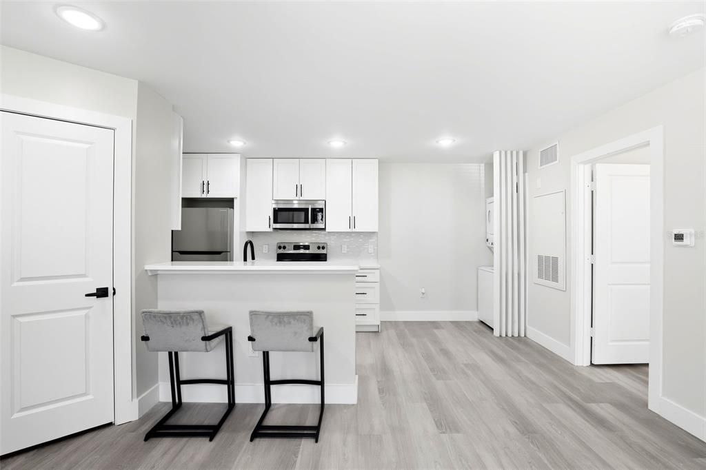 En Venta: $179,900 (1 camas, 1 baños, 648 Pies cuadrados)