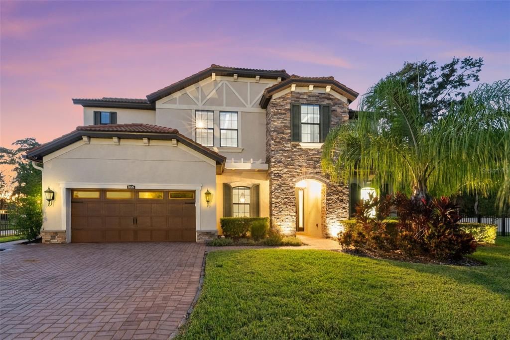 Active With Contract: $1,500,000 (5 beds, 4 baths, 4306 Square Feet)