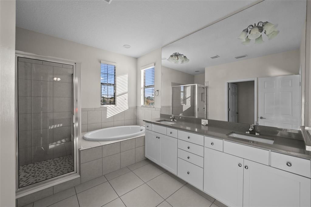 Active With Contract: $1,500,000 (5 beds, 4 baths, 4306 Square Feet)