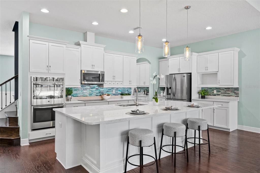 Active With Contract: $1,500,000 (5 beds, 4 baths, 4306 Square Feet)