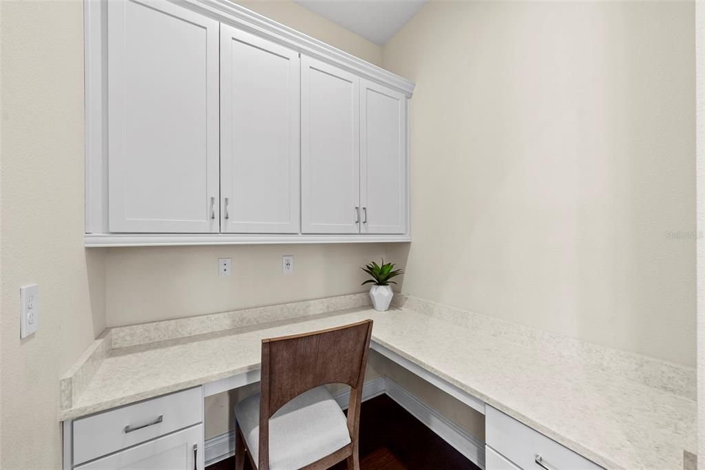 Active With Contract: $1,500,000 (5 beds, 4 baths, 4306 Square Feet)