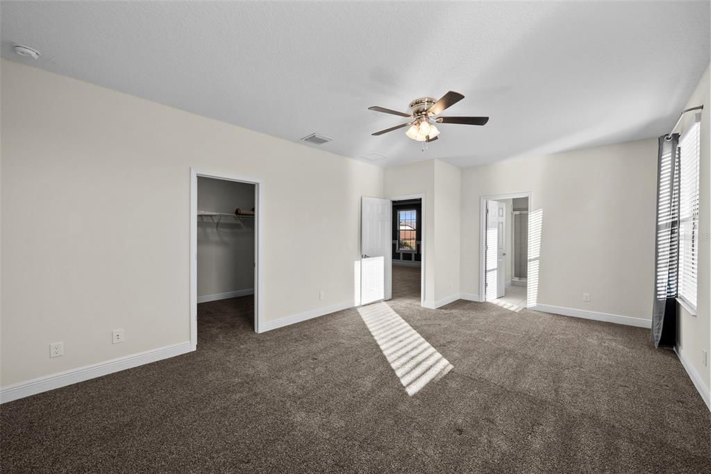 Active With Contract: $1,500,000 (5 beds, 4 baths, 4306 Square Feet)