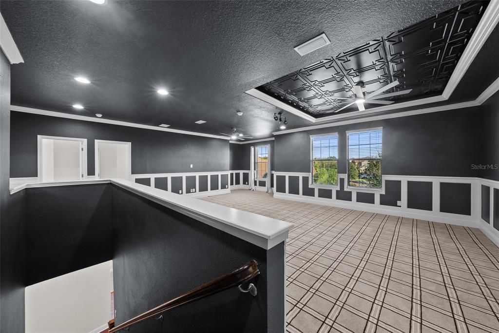 Active With Contract: $1,500,000 (5 beds, 4 baths, 4306 Square Feet)