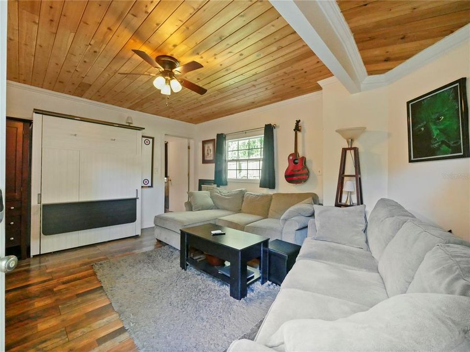 En Venta: $675,000 (4 camas, 3 baños, 2594 Pies cuadrados)