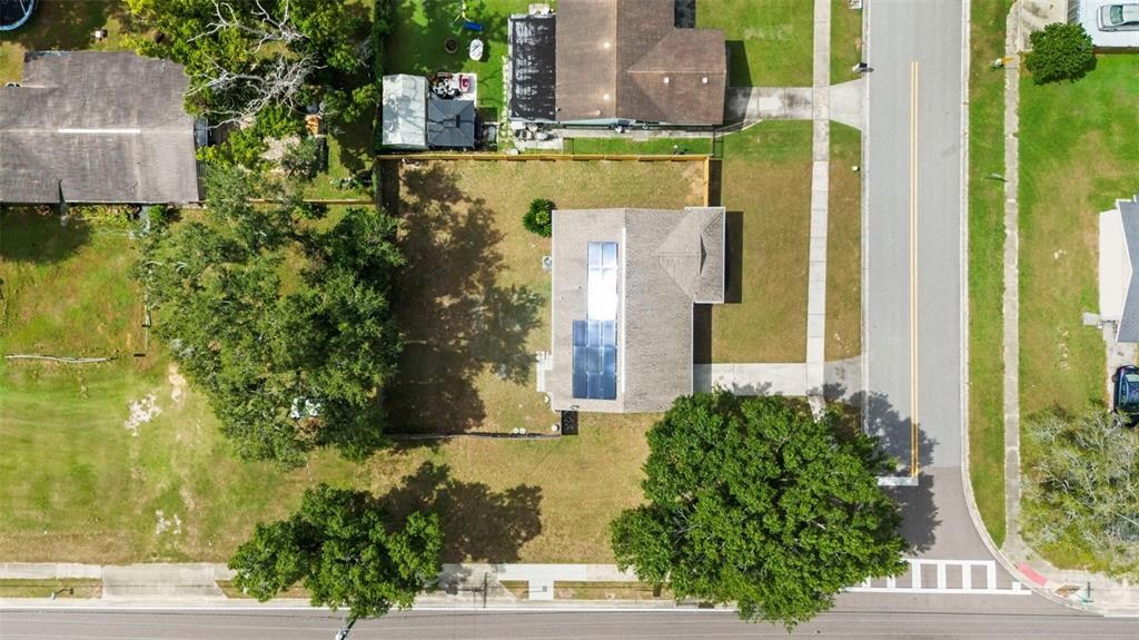 Под контрактом: $369,900 (3 спален, 2 ванн, 1379 Квадратных фут)