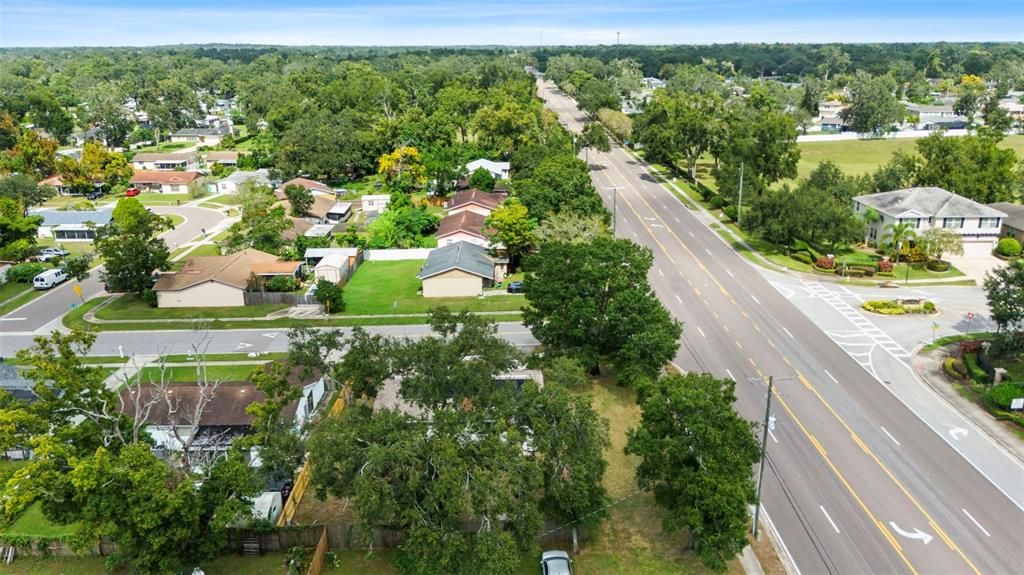 Под контрактом: $369,900 (3 спален, 2 ванн, 1379 Квадратных фут)