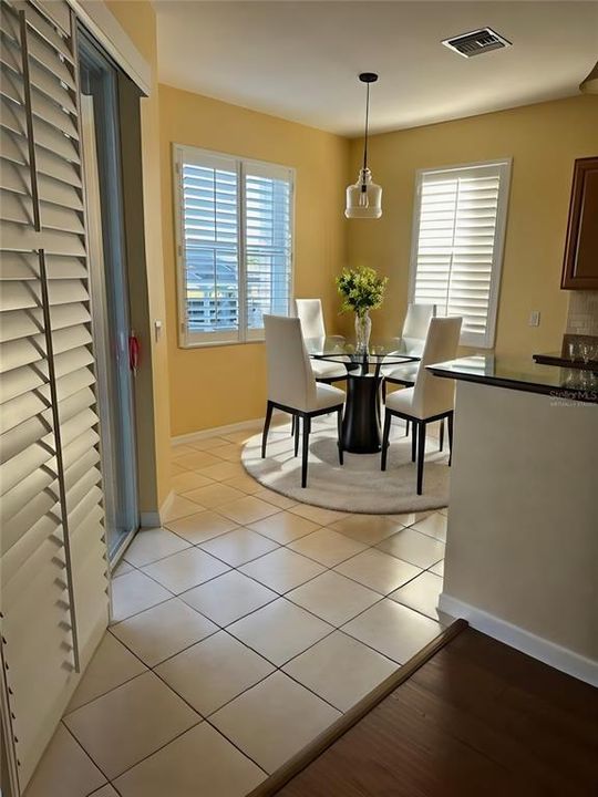 For Sale: $359,995 (3 beds, 2 baths, 1979 Square Feet)