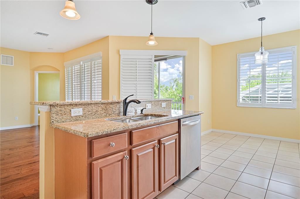 For Sale: $359,995 (3 beds, 2 baths, 1979 Square Feet)