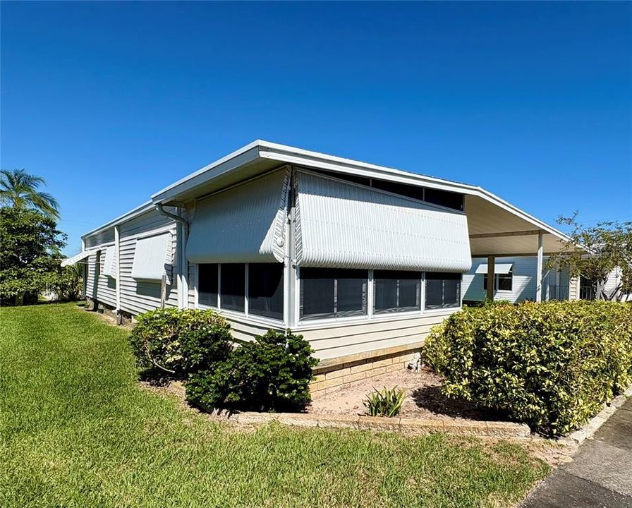 Active With Contract: $116,000 (2 beds, 2 baths, 1152 Square Feet)