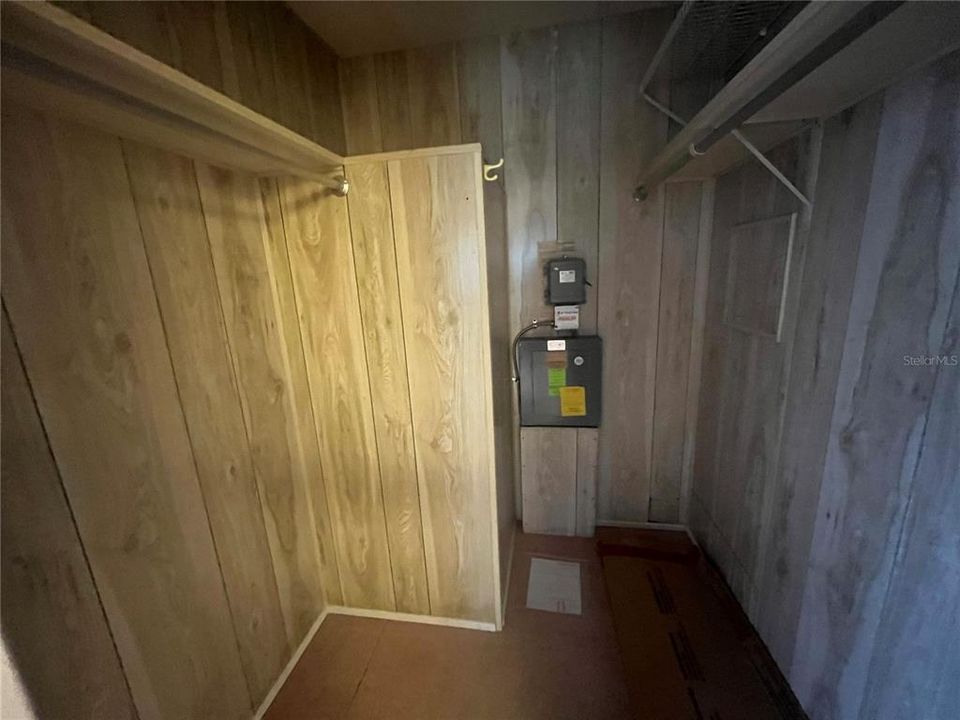 Active With Contract: $116,000 (2 beds, 2 baths, 1152 Square Feet)