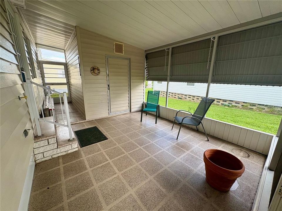 Active With Contract: $116,000 (2 beds, 2 baths, 1152 Square Feet)