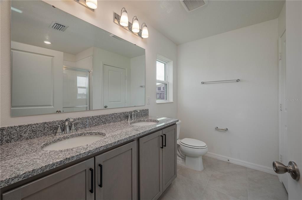 出租: $1,750 (3 贝兹, 2 浴室, 1511 平方英尺)