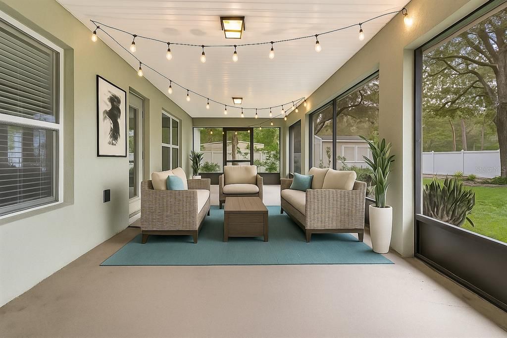 合同活跃: $400,000 (4 贝兹, 3 浴室, 2931 平方英尺)