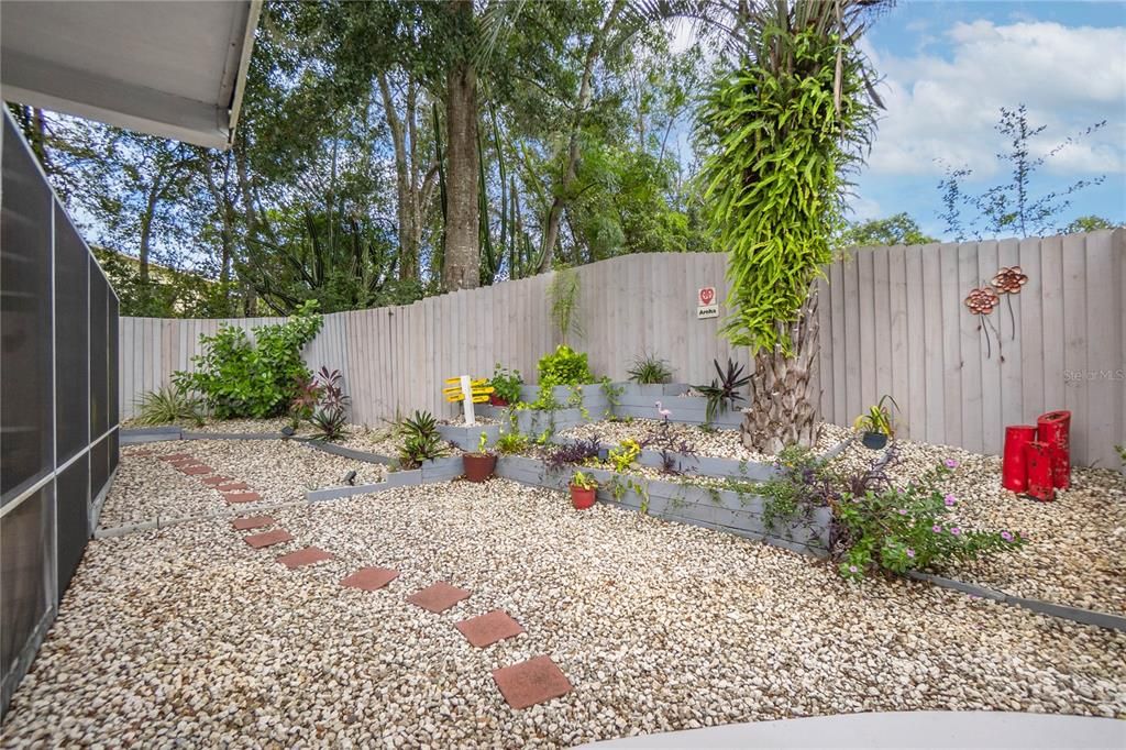 For Sale: $255,000 (2 beds, 2 baths, 1134 Square Feet)