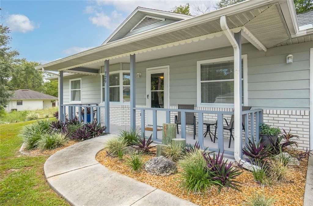 For Sale: $255,000 (2 beds, 2 baths, 1134 Square Feet)