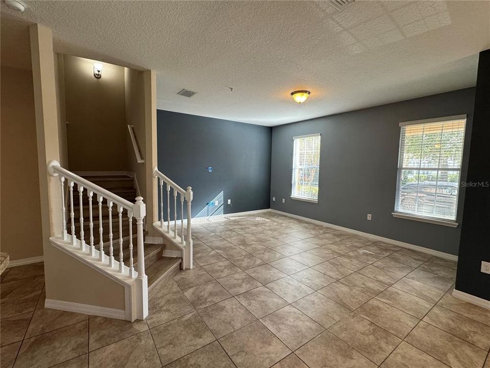 В аренду: $2,395 (3 спален, 2 ванн, 1614 Квадратных фут)